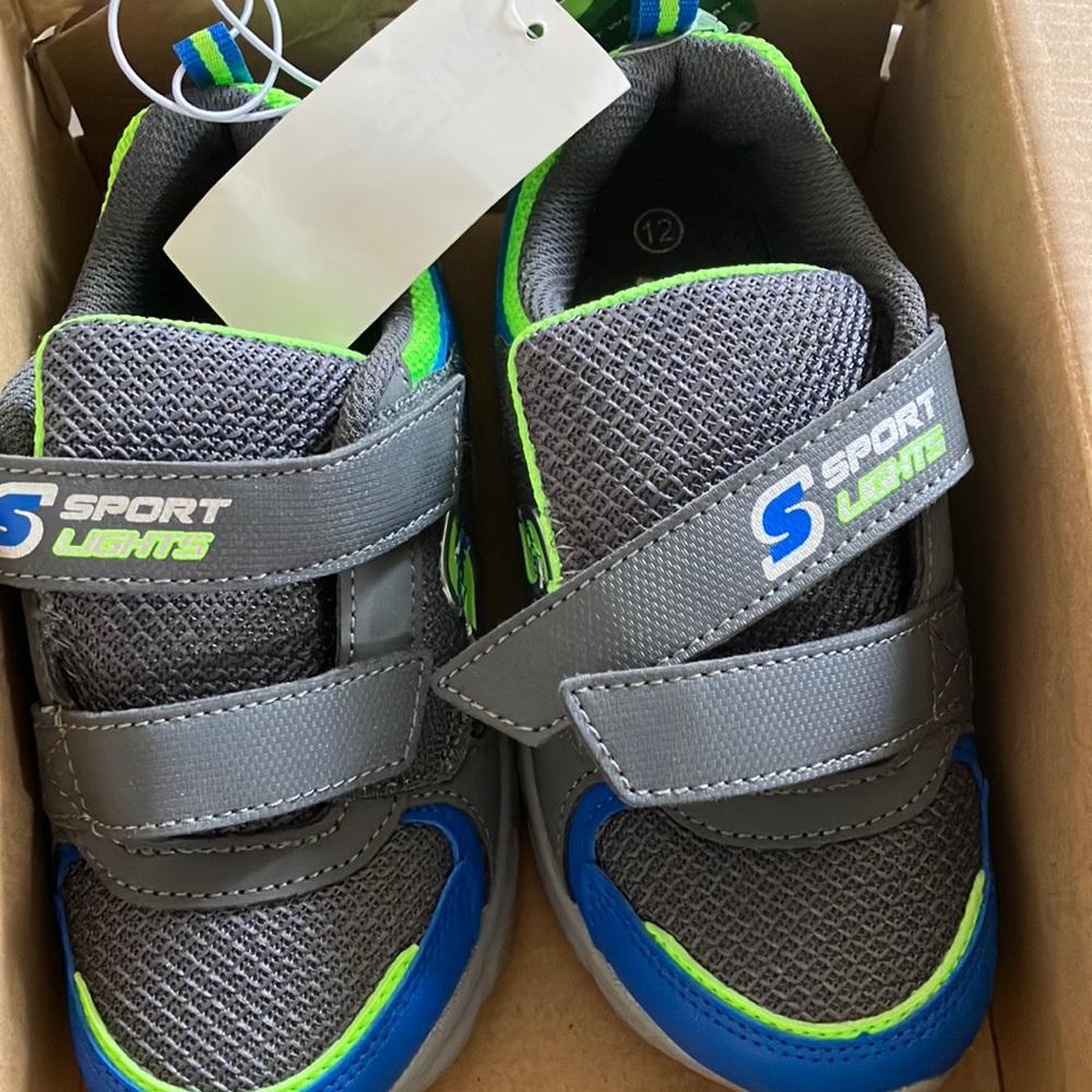 Boys sketcher’s sneakers nib 12 toddler